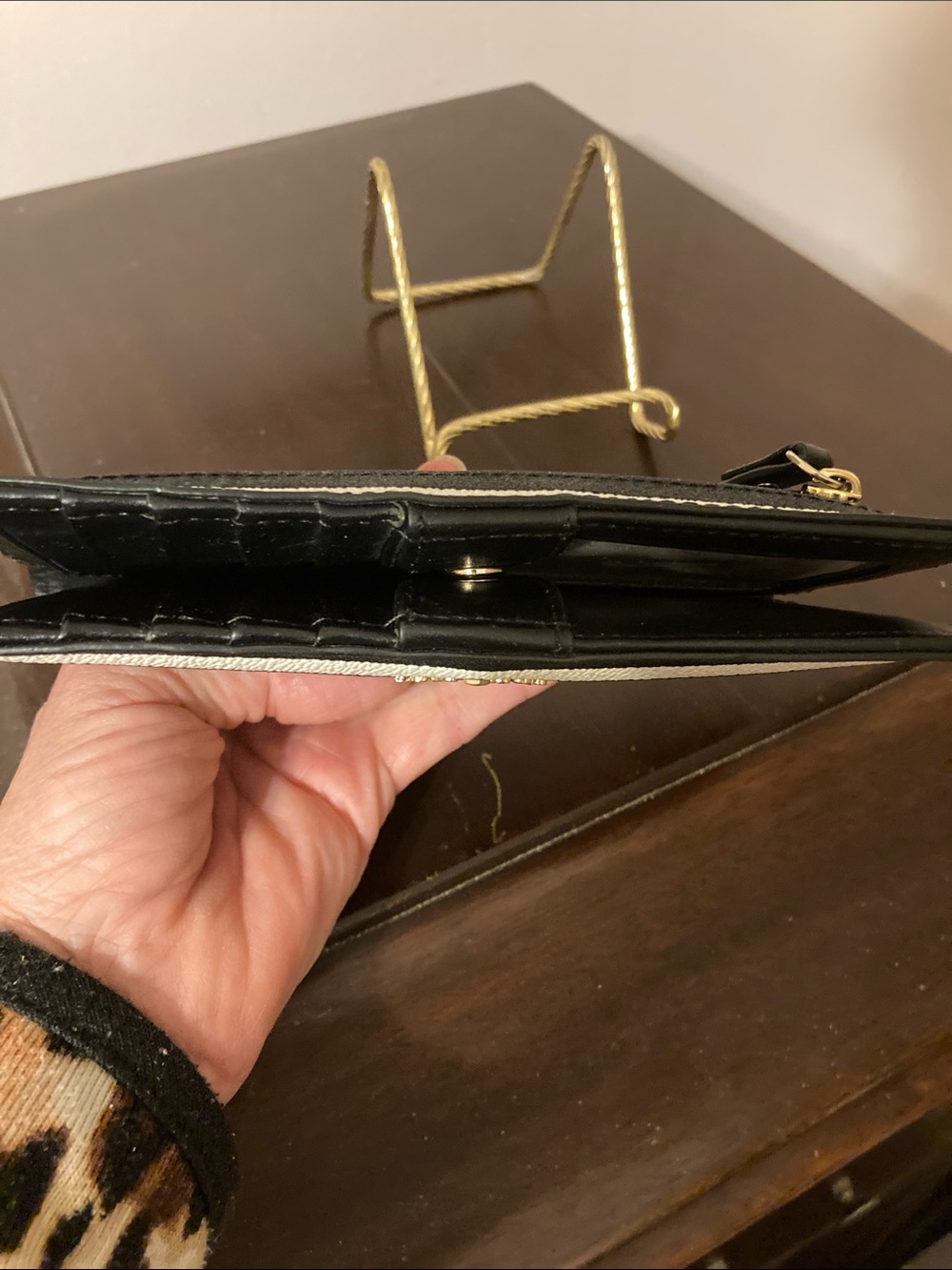 kate spade Black Glitter & Sandy Beach Striped Stacy Long Wallet w/storybook. - Picture 8 of 16